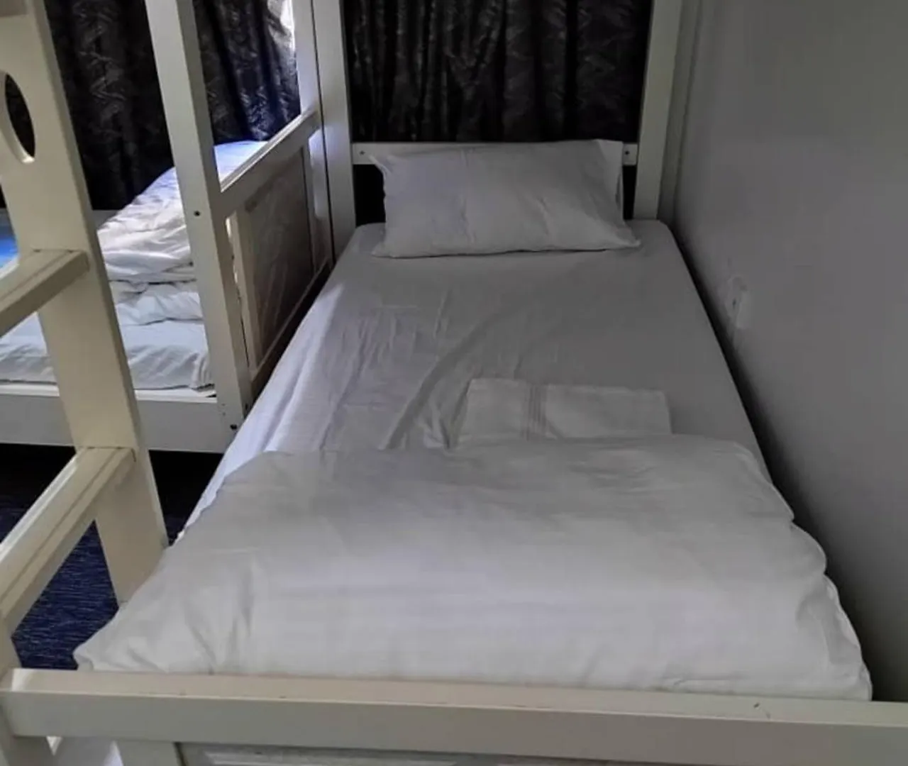 Gulf Hostel Dubai - Uae アラブ首長国連邦