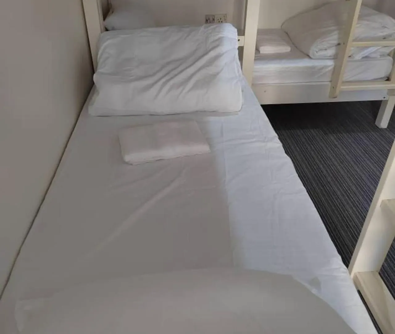 Gulf Hostel Dubai - Uae アラブ首長国連邦